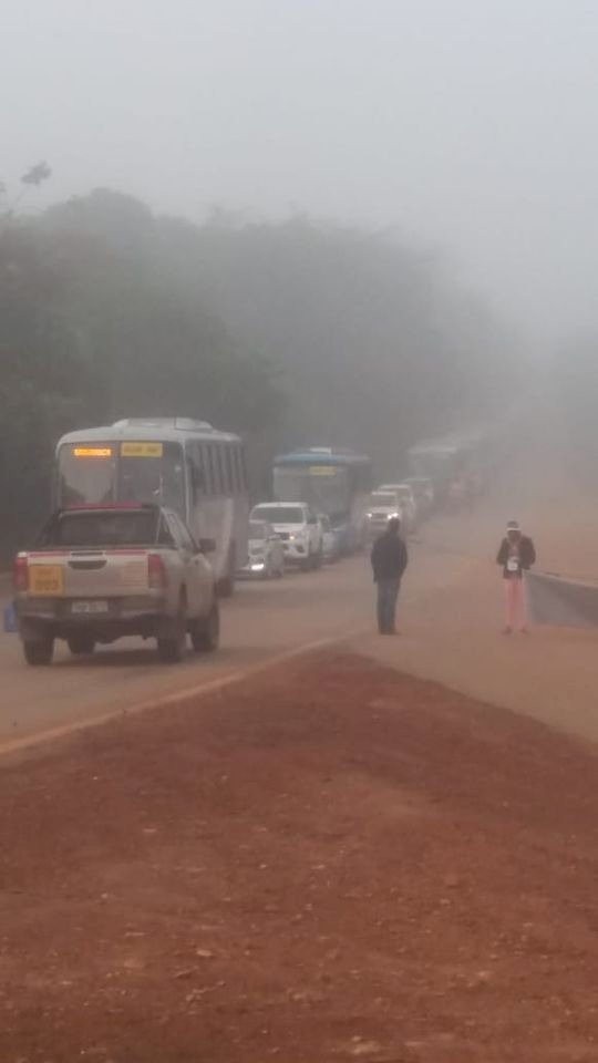 Neste momento em Conceição do Mato Dentro, atingidos pela Mineradora Anglo American interditam a BR 010 exigindo que a empresa e o estado (SEMAD) garantam os direitos das famílias atingidas.