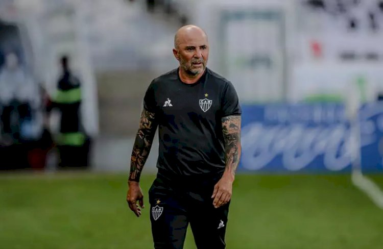 No Galo, Sampaoli vai cumprir a quarta suspensão desde que chegou ao Brasil