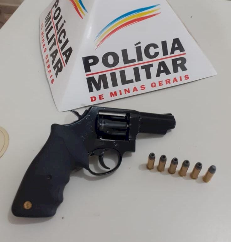 POLÍCIA MILITAR DE RIO VERMELHO RETIRARAM DAS RUAS MAIS UMA DE FOGO ILEGAL