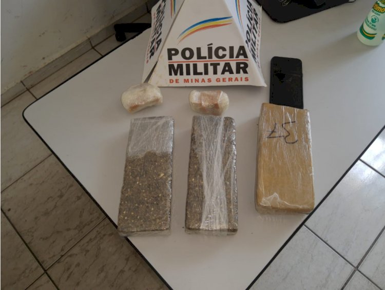 Polícia Militar conduz mãe e filha envolvidas com o tráfico de drogas em Virgolândia