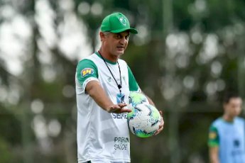 Lisca projeta time forte e consolidado para América permanecer na Série A