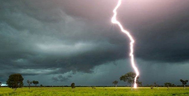 Raio mata pai e filho na zona rural de Santo Antônio do Itambé