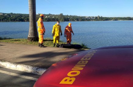 Corpo de homem é encontrado boiando em lagoa no centro de Lagoa Santa