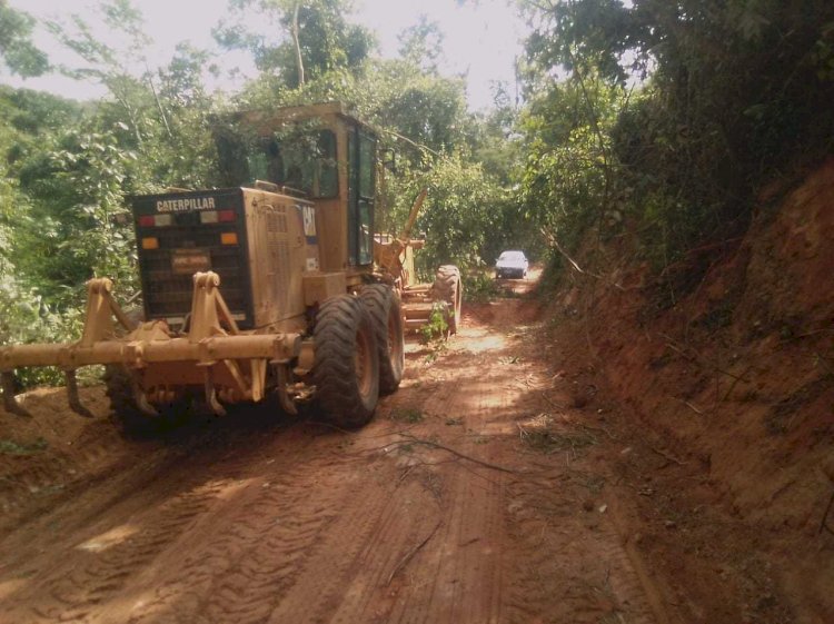 Infraestrutura da nova administração de Sabinópolis  amplia lista de obras concluídas e em andamento com trabalhos até nos fins de semana