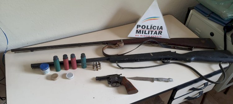 HOMEM DE 45 ANOS É PRESO EM PEDRA MENINA, DISTRITO DE RIO VERMELHO, POR POSSE ILEGAL DE ARMA DE FOGO