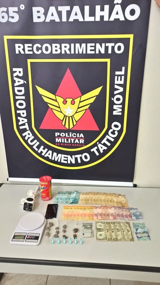 Polícia Militar desmantela tráfico de drogas no centro de Guanhães