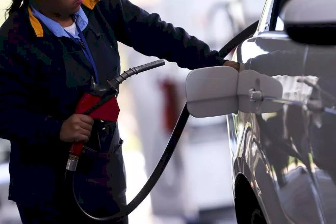 Petrobras anuncia reajuste de 8,8% para gasolina e 5,5% para o diesel