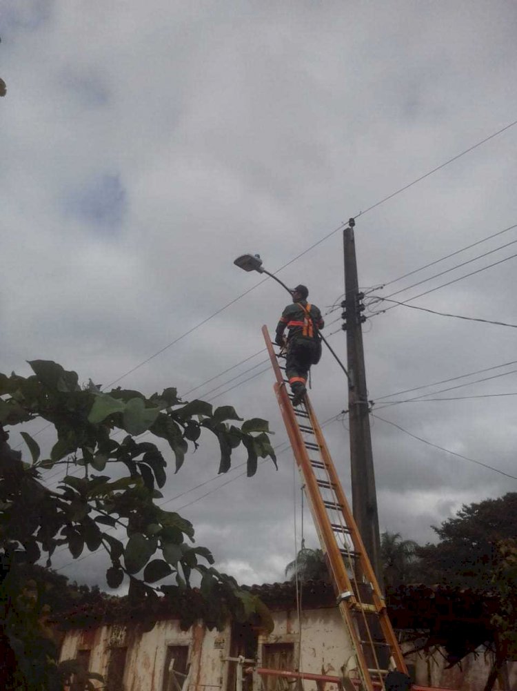 Iluminação pública sabinopolense recebe averiguação e manutenção