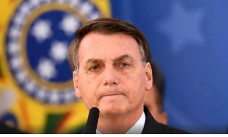 'Não vamos aceitar a política do fique em casa', diz Bolsonaro, negando lockdown