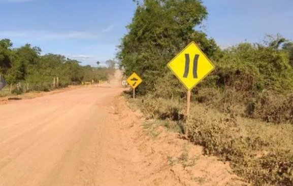 Bolsonaro  veta recurso para pavimentação da BR-367, obra que lançou em dezembro.