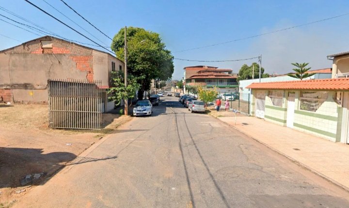 Indivíduos armados roubam mais de R$ 1.500 durante assalto em bar de Ipatinga.