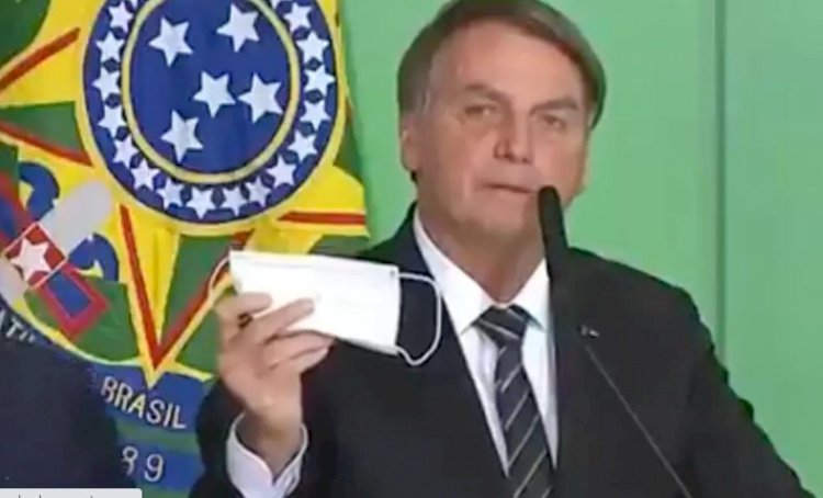 Bolsonaro diz que Saúde desobrigará uso de máscara a vacinados e quem teve Covid