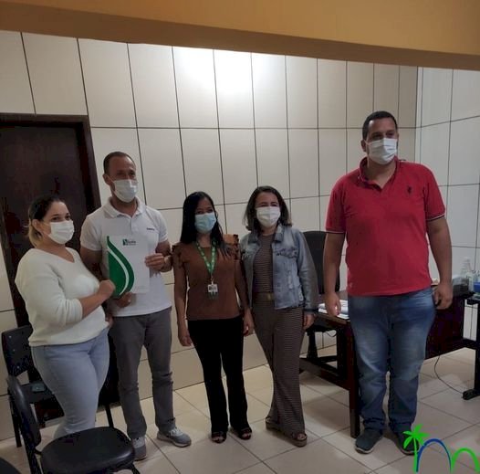 Secretaria de Saúde de Matelândia recebe representantes do Hospital Sofia Feldman /BH para firmarem parcerias de atendimento