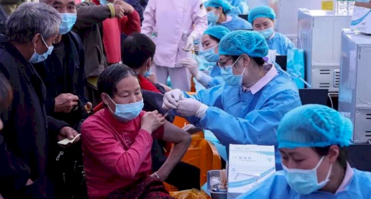 China ultrapassa 1 bilhão de doses de vacinas contra Covid aplicadas