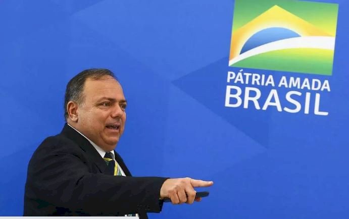 Pazuello diz que sofreu pressão para liberar dinheiro ao centrão