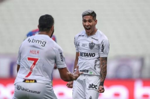 Galo bate o Fortaleza e chega a 12 jogos sem perder no Brasileirão