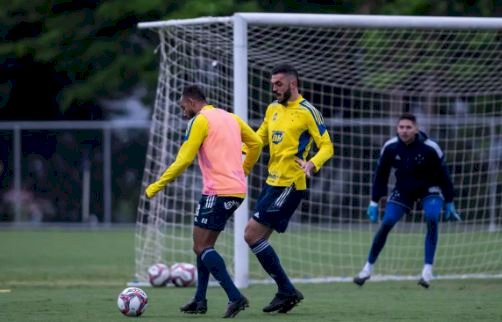 Cruzeiro: Luxemburgo relaciona 23 jogadores para encarar o Botafogo