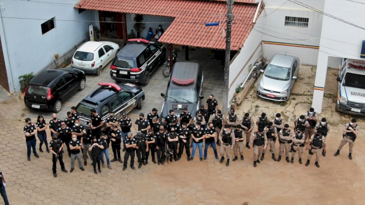 Operação conjunta entre as polícias Civil e Militar realizam uma megaoperação, Via 33, contra o tráfico de drogas nas cidades de Peçanha e São Pedro do Suaçuí