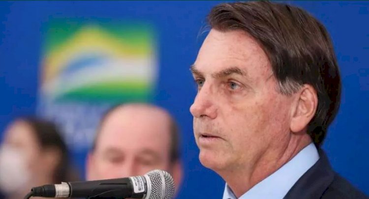 Bolsonaro anuncia prorrogação da desoneração da folha de pagamento por 2 anos