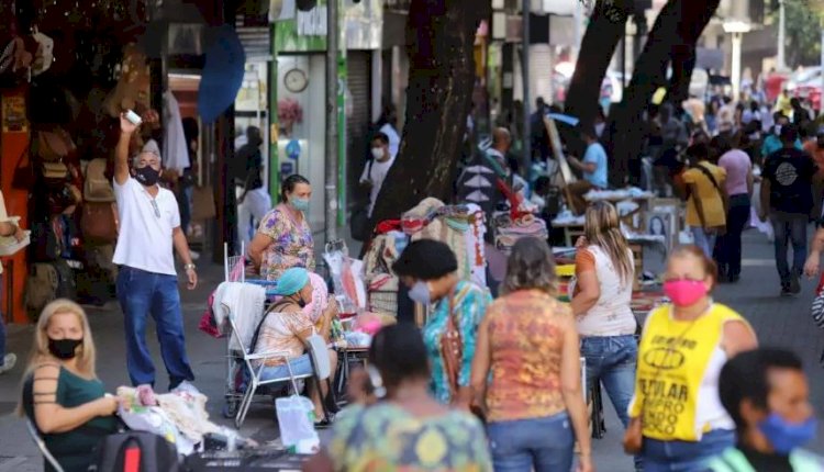 Taxa de transmissão da Covid em BH alcança maior valor desde o final de março