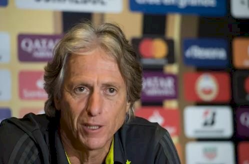 Benfica confirma demissão de Jorge Jesus, alvo do Atlético