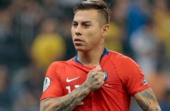 Vargas, do Galo, se lesiona em partida pelo Chile e retorna para BH