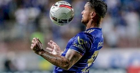 Edu brilha de novo, Cruzeiro busca o empate e amplia vantagem na liderança