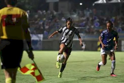 Atlético vence Cruzeiro no primeiro clássico na elite do futebol feminino