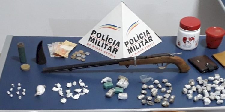 Polícia Militar apreende arma, drogas e animais silvestres em Paulistas