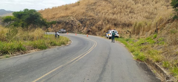 Uma adolescente de apenas 15 anos de idade morreu após sofrer um acidente de moto na MG417, em Mendes Pimentel.