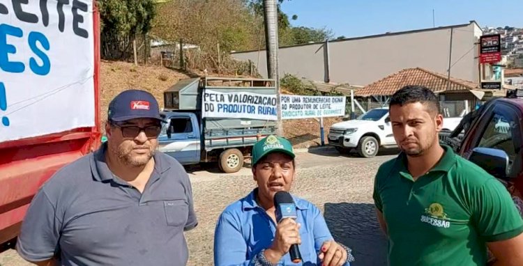 Produtores de leite de Guanhães e região realizaram uma manifestação pacífica nesta sexta-feira (09), em frente à Fábrica da Itambé de Guanhães em buscam um preço do leite justo para os produtores e consumidores!