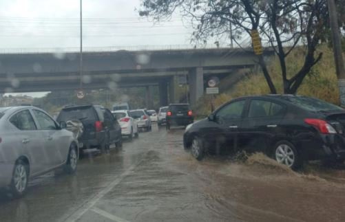 Primavera começa com chuva e previsão de temporal em Belo Horizonte