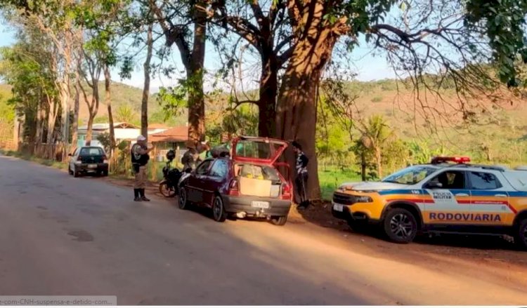 Motorista embriagado e com CNH suspensa é detido com droga na MGC-259, em Virginópolis