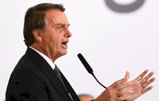 Bolsonaro abandona entrevista após pergunta sobre Complexo do Alemão