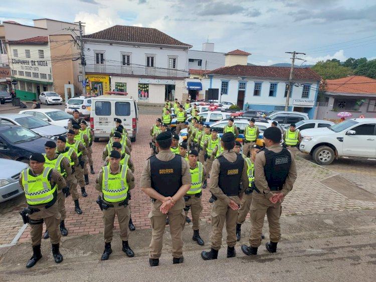 O 65º  BPM  De Guanhães recebe 40 novos Soldados para fortalecerem o policiamento nas 26 cidades que compõem a Unidade.