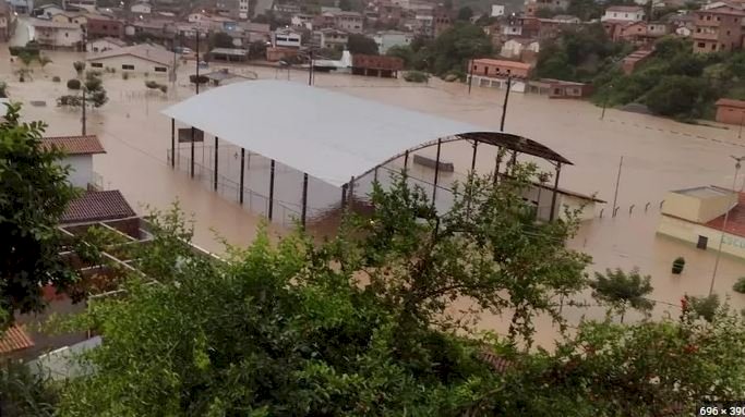 Com morte de idoso no Vale do Mucuri, sobe para cinco o número de vítimas das chuvas em Minas Gerais