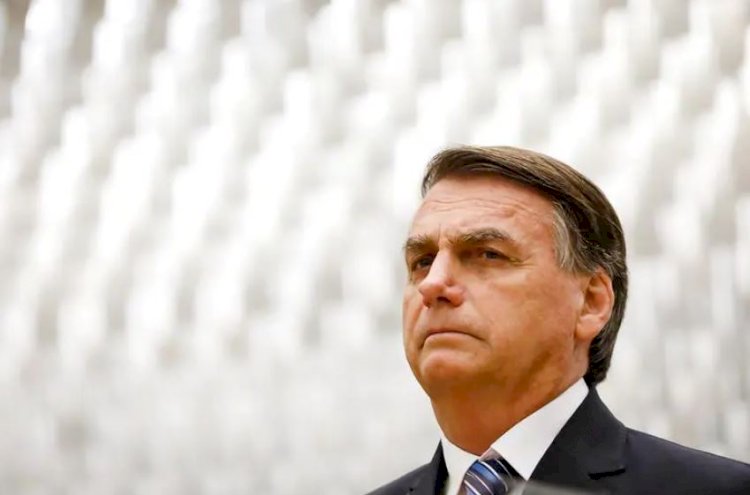 Sem mandato, Bolsonaro tem futuro político incerto e desafio de manter bases