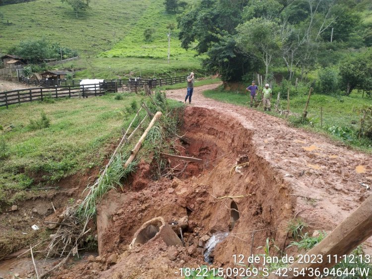 Rio Vermelho se encontra em estado de Calamidade Pública causada pela  cheia  do rio que leva o mesmo nome da cidade. 