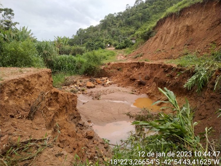 Rio Vermelho se encontra em estado de Calamidade Pública causada pela  cheia  do rio que leva o mesmo nome da cidade. 