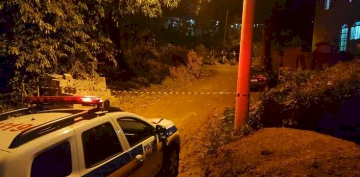 Homem é encontrado morto com ferimento na cabeça no bairro Atalaia