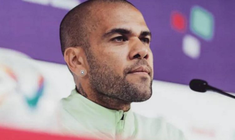 Daniel Alves admite penetração mas alega relação consensual em novo depoimento na Espanha