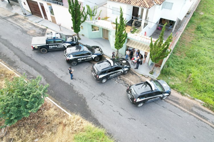 Polícia Civil comemora aniversário de criança que sonha em ser policial