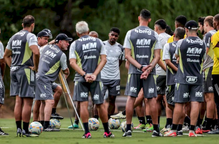 Atlético: Milito terá pedreiras logo de cara no início de sua caminhada no Galo