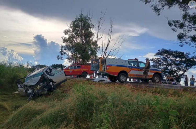 Seis morrem após ultrapassagem e batida em rodovia de Minas Gerais