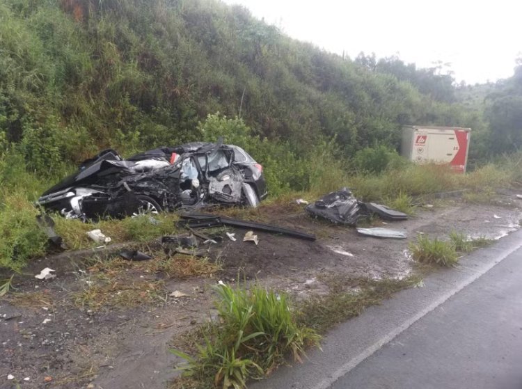 Militar e filho ficam gravemente feridos após batida na MGC-418 em Teófilo Otoni