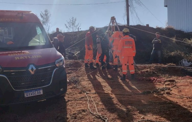 Homem cai em cisterna de 12 metros de profundidade e morre afogado em MG