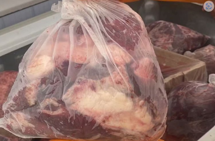 Mais de 2 toneladas de carnes impróprias para consumo são apreendidas pelo Procon na comarca de Teófilo Otoni