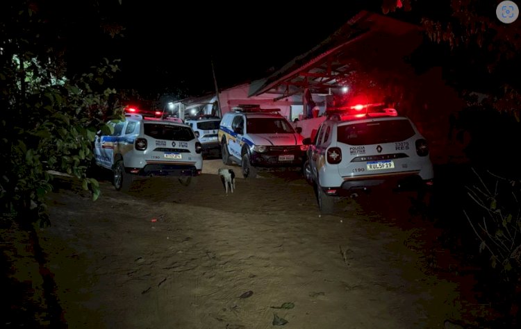 Homem é morto a tiros na porta de casa no interior de Minas