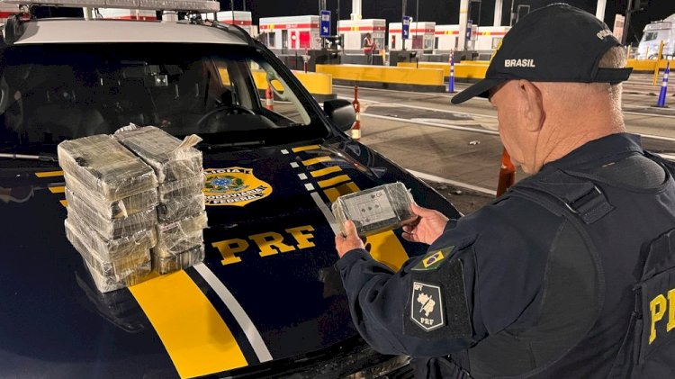 Casal é preso com quase 14 kg de droga em carro na Dutra, em Jacareí