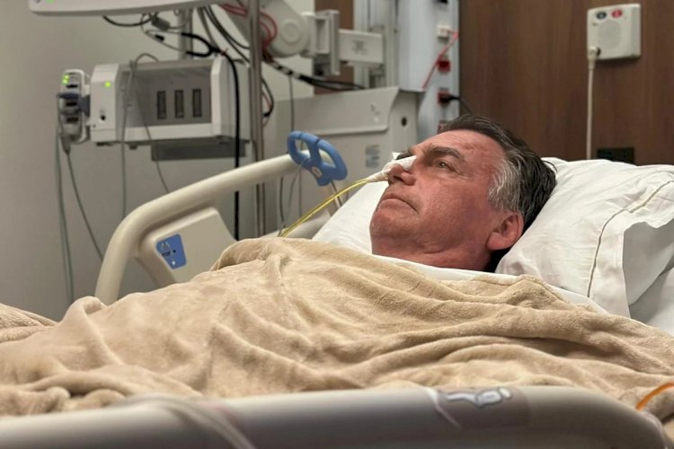 Bolsonaro tem piora clínica com elevação da pressão e alterações nos exames hepáticos, diz boletim